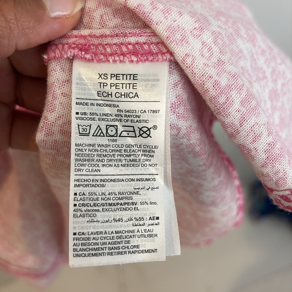 Old Navy Floral Linen Blend Dress - Picture 6 of 6
